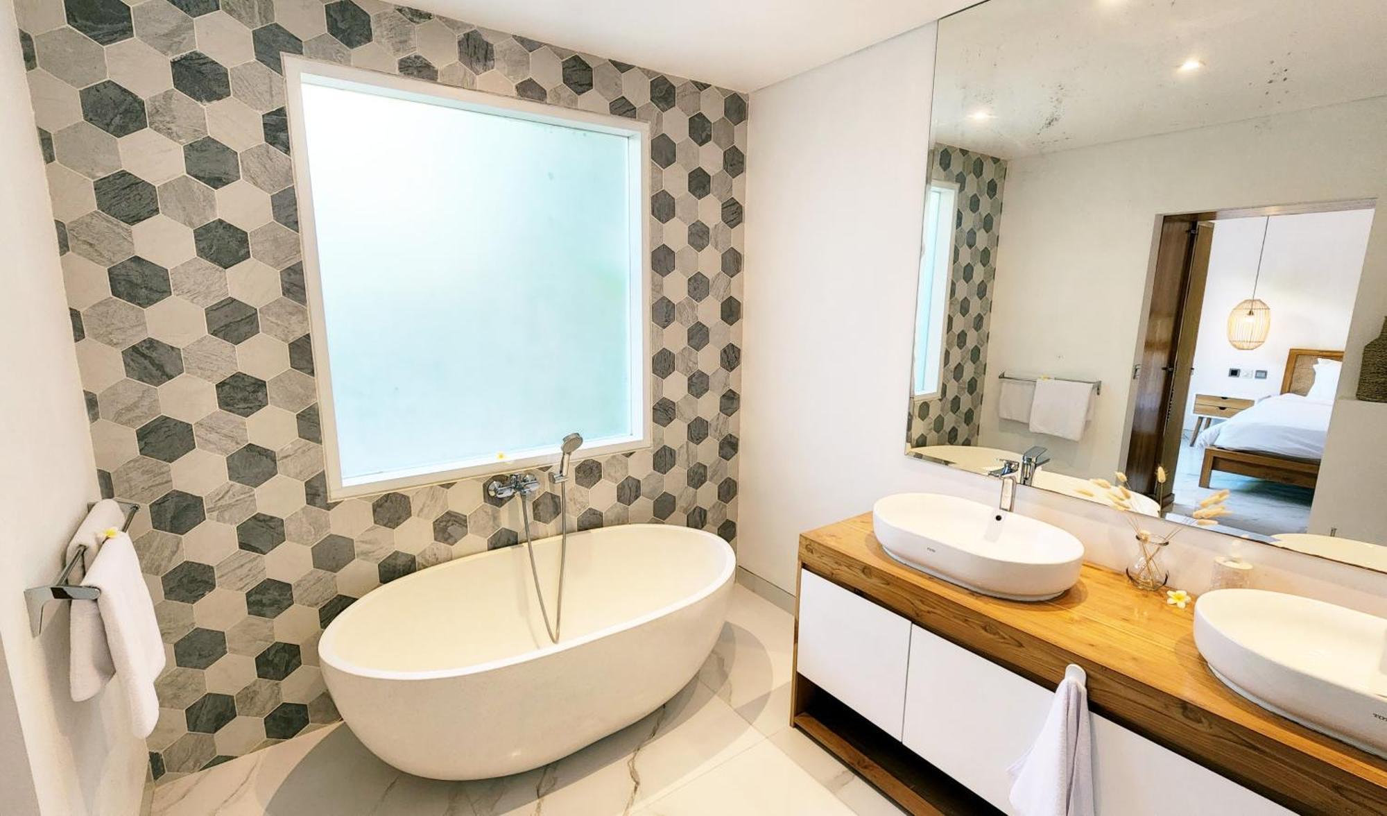 Villa Vana, Sitara Villa Group スミニャック エクステリア 写真